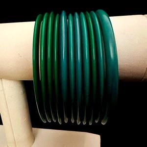 Lot of 11 Colorful Thin Bangle Bracelets Teal Shades Plastic Mix & Match Nice!